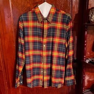 L.L Bean Men’s Scotch Plaid Flannel Shirt.